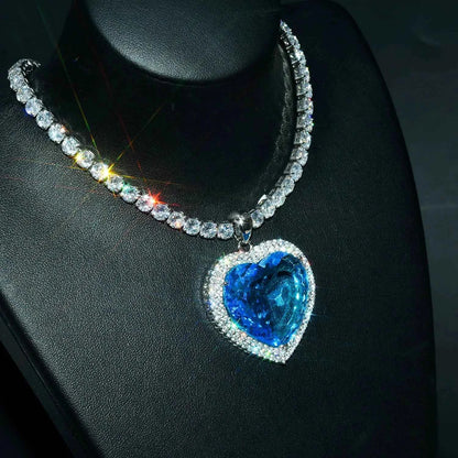 Heart Sea Crystal necklace
