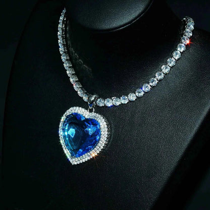Heart Sea Crystal necklace