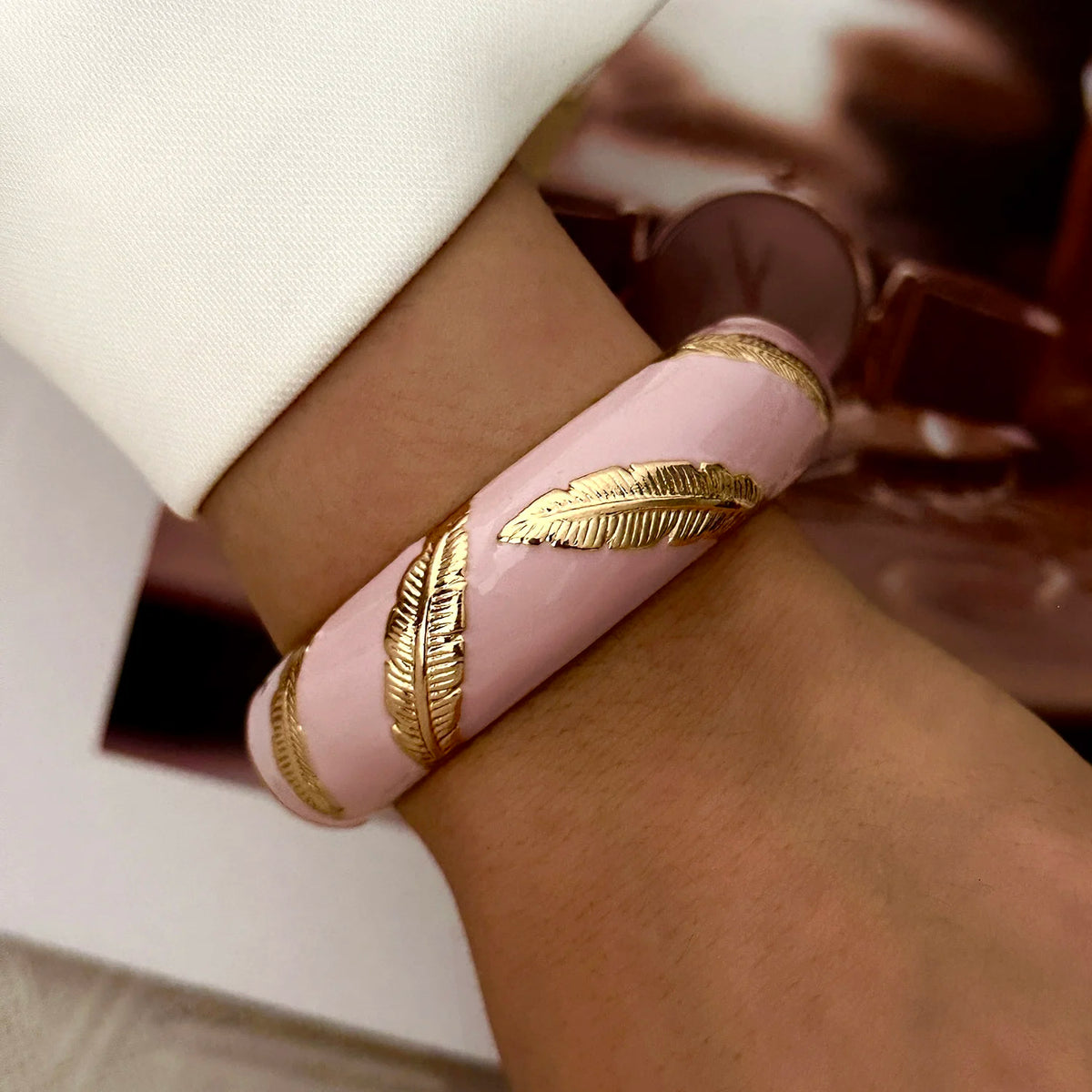Sweet Pink Enamel Dropped Glaze Flower Texture Bracelet For Women Retro Leaf Star Floral Embossed Zircon Bangle Party Jewelry